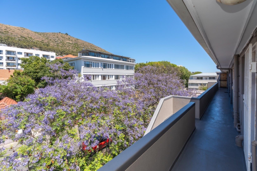 1 Bedroom Property for Sale in Green Point Western Cape